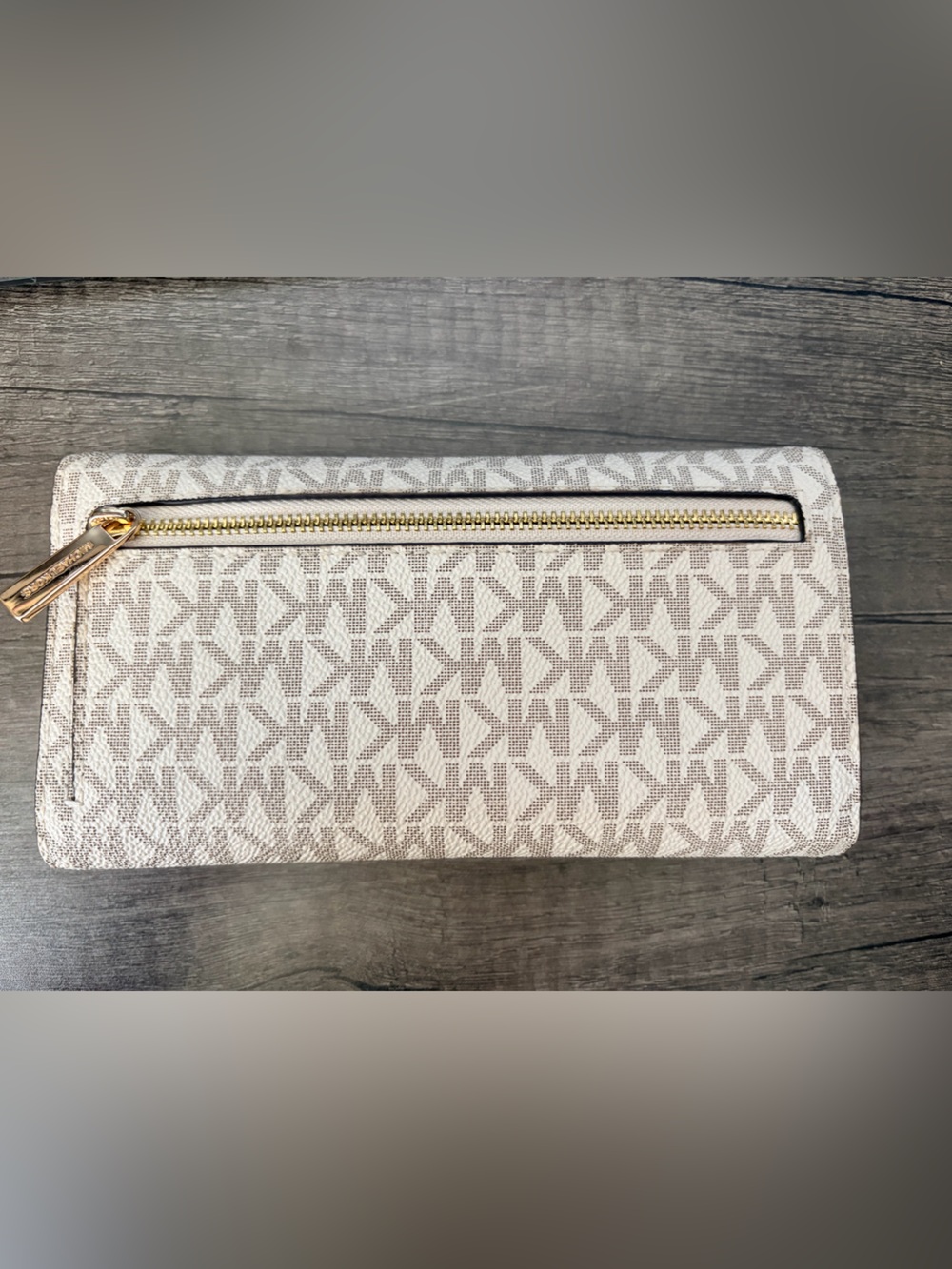 Michael Kors Beige Logo Continental Wallet with Gold Hardware - Picture 2 of 4